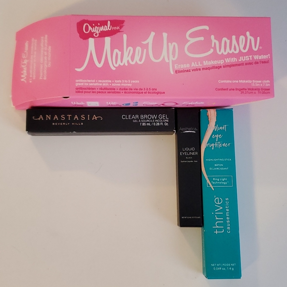 Makeup bundle